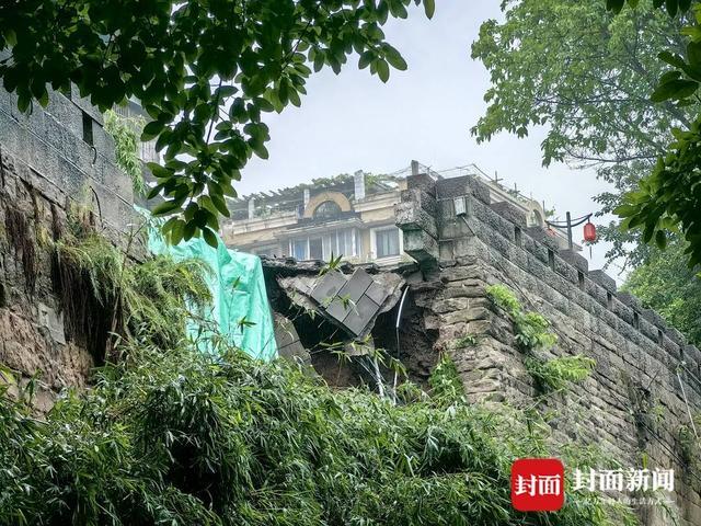 大暴雨致重庆通远门城墙部分垮塌 此前曾进行修缮设计招标