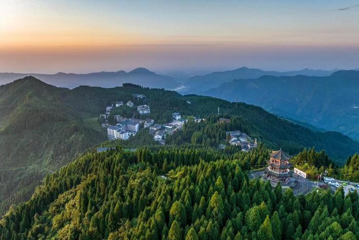 ▲什邡蓥华山 周乐鹏 摄