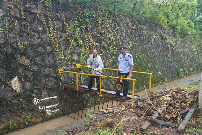 浙江省司法行政戒毒系统迎战台风“杜苏芮”