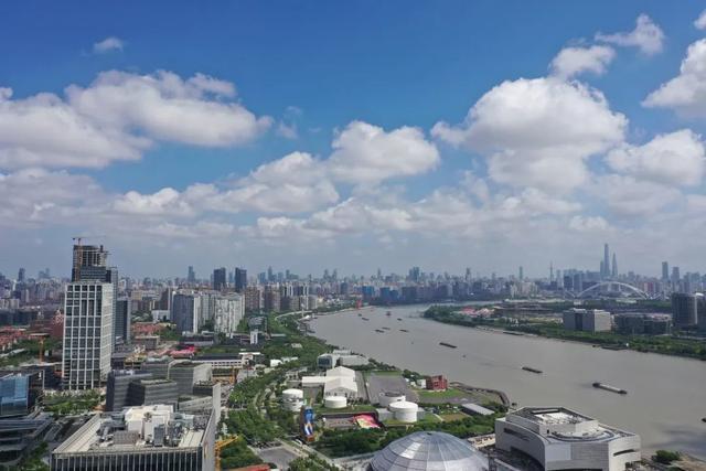 遇见徐汇｜申城再现水晶天，今天我们一起从空中鸟瞰美景