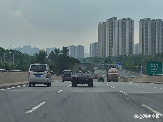 货车频频上郑州四环高架，环城货运通道何时能贯通？