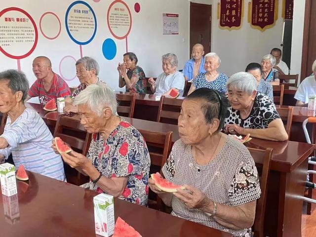 炎炎夏日“浦”天同“清”——奉浦街道开展为老送清凉活动