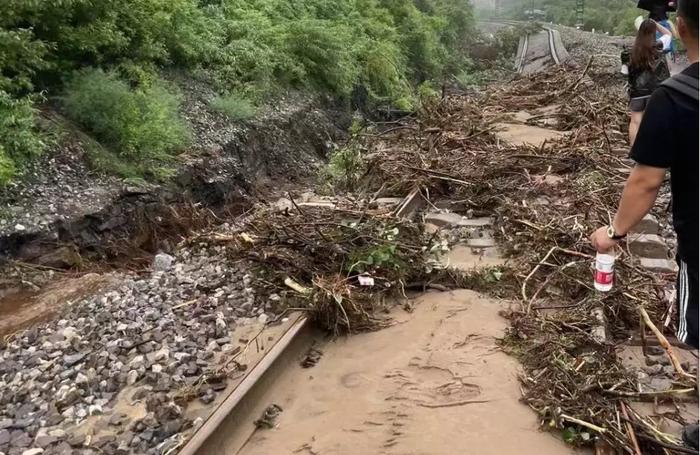 特别报道｜暴雨突袭72小时，华北实录