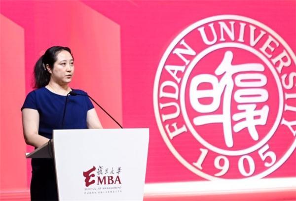 复旦大学EMBA 2023级开学季｜空杯启航，共赴科创新时代