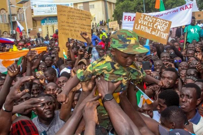 西共体领导人：西非国家军事干预计划已制订，以推翻尼日尔政变结果