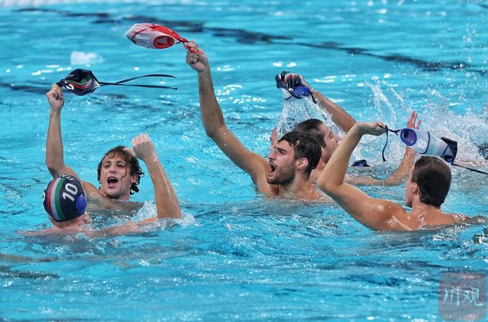 C视觉|成都大运会最后一项比赛落幕 意大利队夺得男子水球冠军