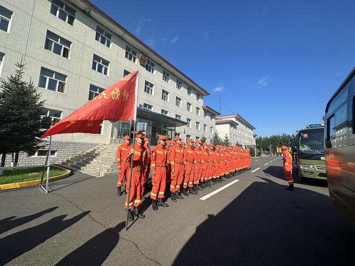 200余名森林消防指战员到三地迎战台风“卡努”