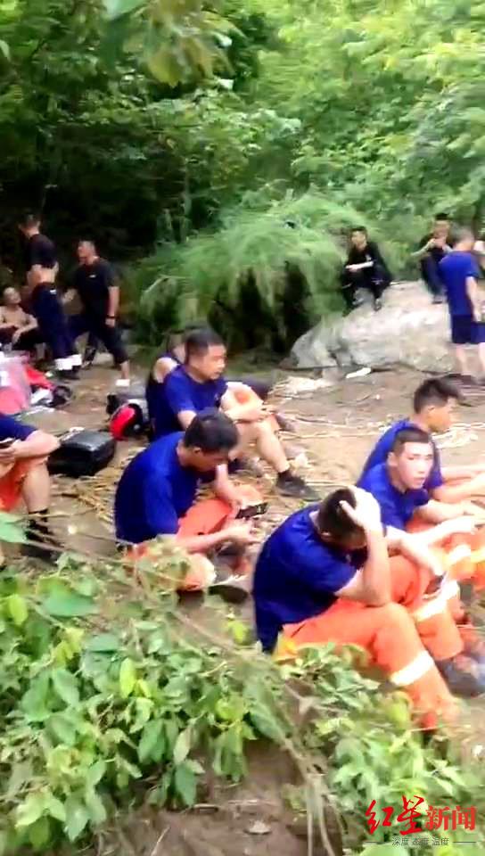 女子自驾贵州露营遇山洪失联40天，父母希望找到她！山地救援人士：露营应远离溪谷河沟