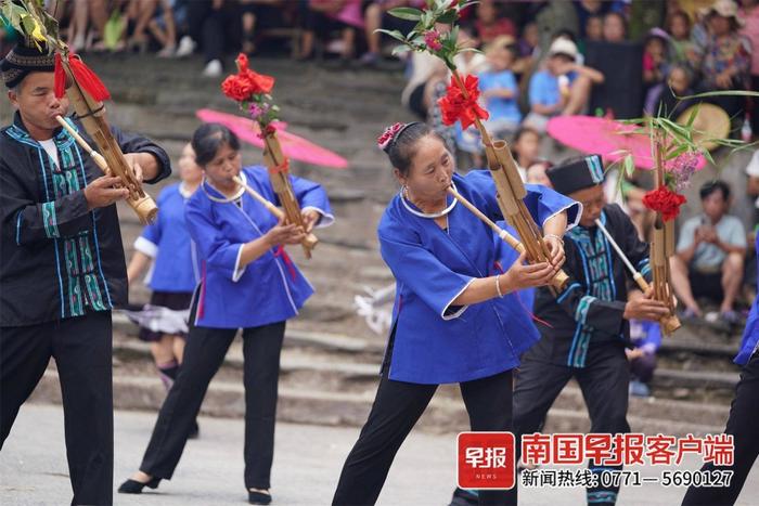 高清组图丨地灵侗寨百家宴“晒”出群众幸福生活