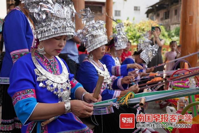 高清组图丨地灵侗寨百家宴“晒”出群众幸福生活