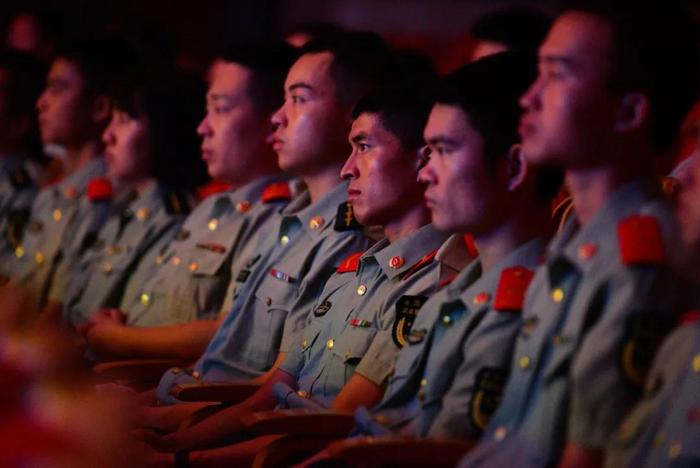 精彩瞬间｜武警部队文艺轻骑队赴福建方向有关部队巡演