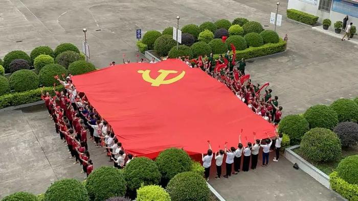 人民日报关注！“一座难求”折射老年教育供给不足，汕头开放大学秋季扩大招生规模