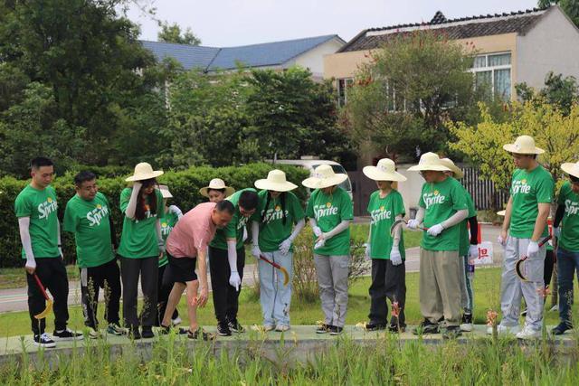 首个全国生态日，在成都三河村和中粮可口可乐一起共建美丽乡村