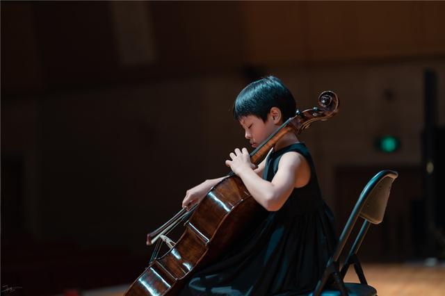 与女儿同台演出 笙演奏家聂云雷：作为琴童家长，五年陪伴磨练出了耐心