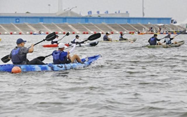 浪花里飞出欢乐的歌！水上亲子活动在金举行