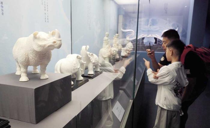 “中国白—德化白瓷展”亮相国家博物馆