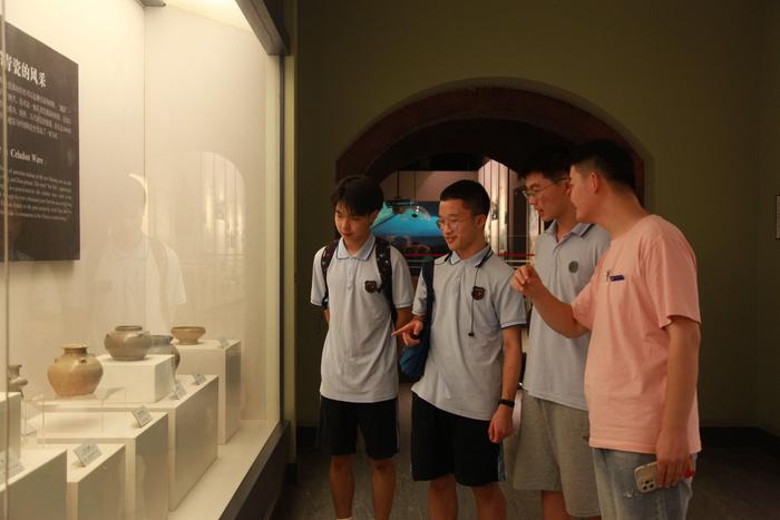 宁波三中：师生暑期走进博物馆开展跨学科学习