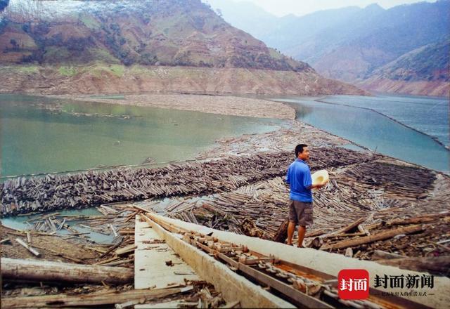 从赶漂人到护林人 25年见证中国天保工程“第一林”长成｜川流中国·上游行