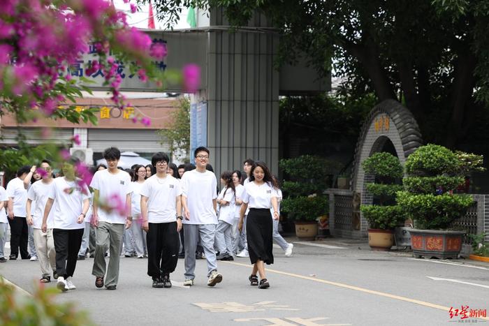 师者蓉光｜刷新学校历史成绩，她是艺体班的“高光女神”