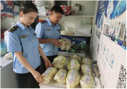 山西太原小店区市场监管局开展食用菌安全突击检查