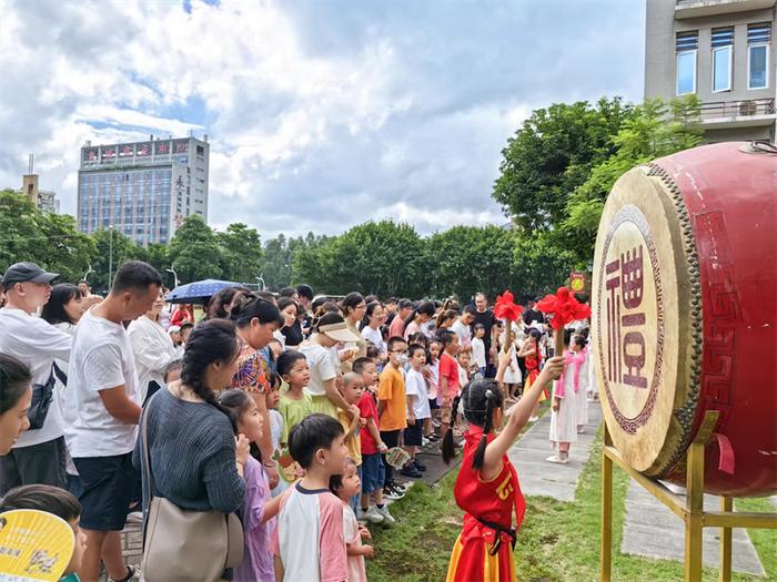 萌新入校 福州多所小学举办“迎新”活动（组图）