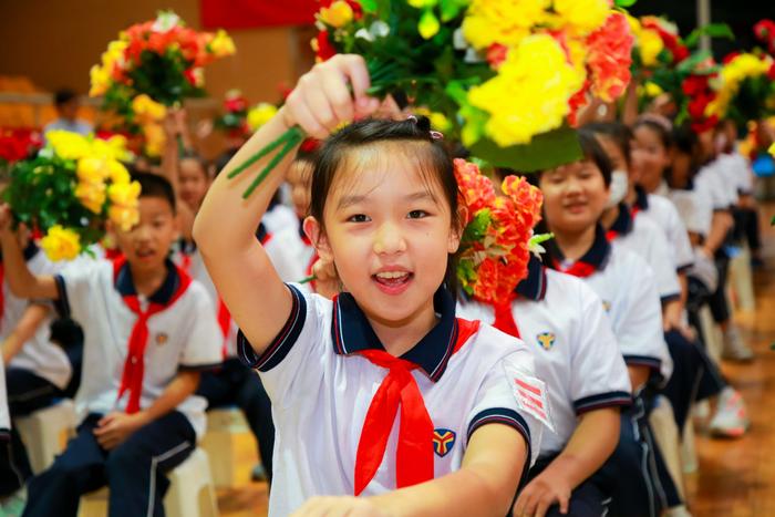 灯市口小学优质教育资源带举行“致敬先贤承传统 绽放光彩亮品行”秋季开学典礼