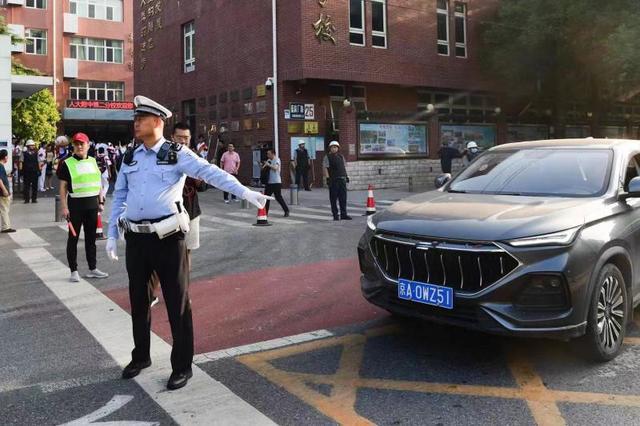 警探号｜北京首批试点“通学路” 亮相 保障学生上下学通行安全