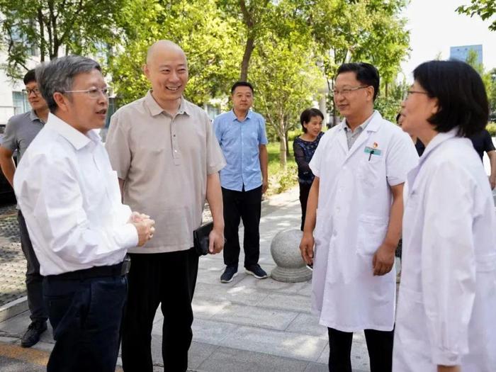 农工党北京市委会在石景山区开展基层组织建设调研