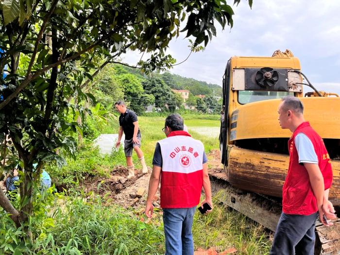 中山迎战台风“苏拉”现场实录！