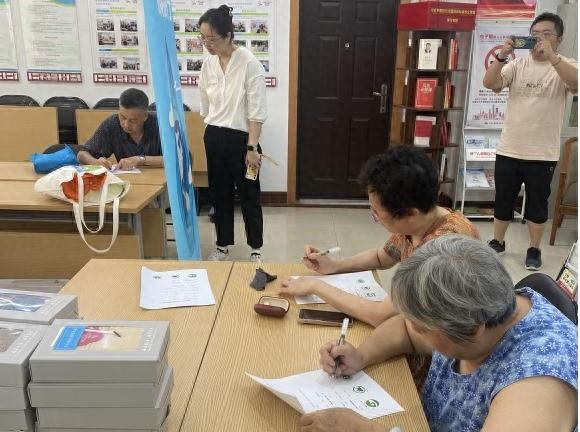 爱水节水护水一起行动！黄浦“节水宣传小队”正走近市民身边