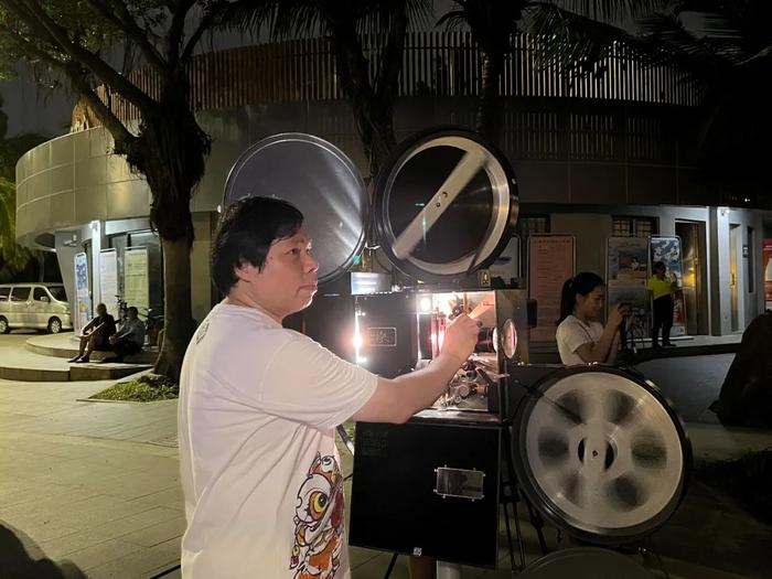 海边，露天！湛江元素电影金沙湾放映，谁的童年DNA动了