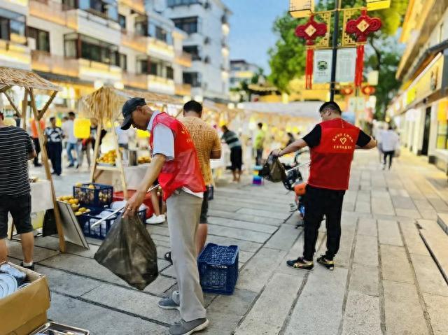 看得见，摸得着，这是奉贤市民眼中“青溪老街的自信”→