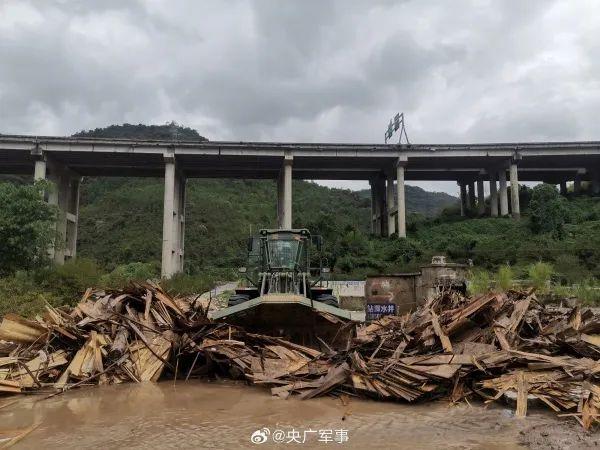 福州突发山体滑坡，49座水库超过汛限水位！福建多地降雨量破历史极值！