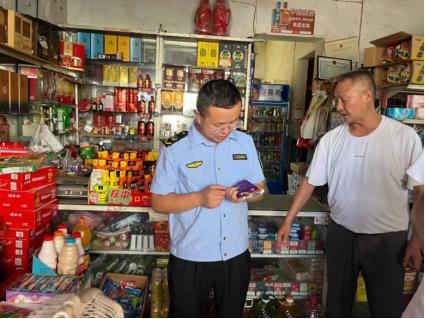 湖北随州曾都区府河市场监管所开展校园周边食品安全专项检查