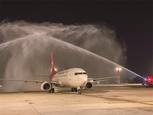 “一带一路”上的民航人丨在胡志明市护航“空中丝路”