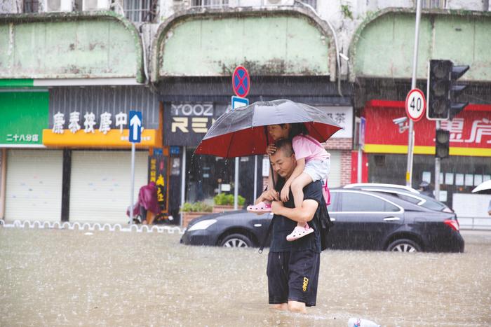 “列车效应”致广深两地出现极端强降雨