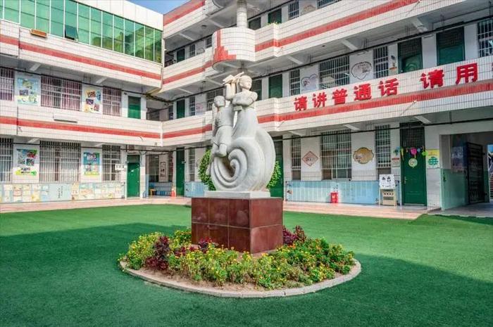 下周一“学习强国”升旗仪式直播名单出来了，看看有没有你的学校？