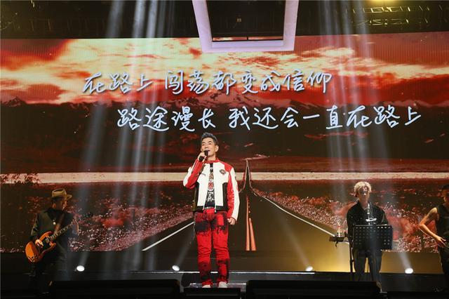 任贤齐上海演唱会连开三场 从头到尾首首歌曲都是大合唱