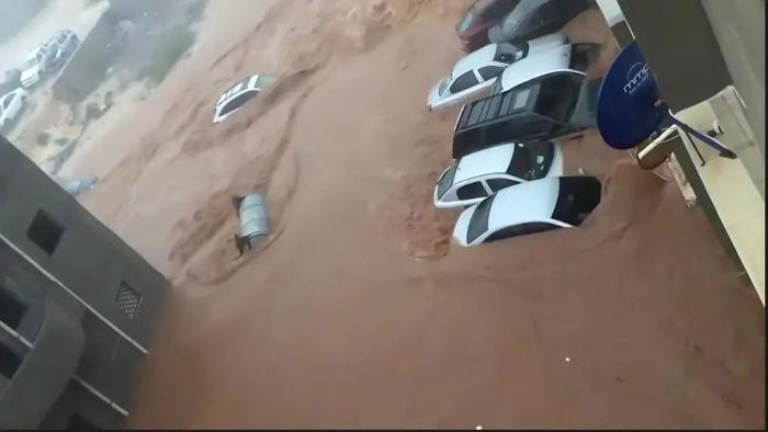 飓风、洪灾、大坝决堤、失踪人数恐过万！利比亚官员：到处是尸体