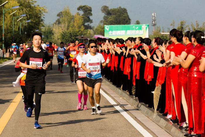 参赛规模超2万人，2023西昌邛海湿地马拉松赛9月15日报名