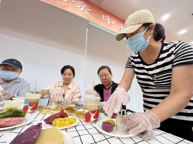 京台一家亲 中秋话团圆 时代风帆楼宇党群服务中心接待台湾基层交流参访团