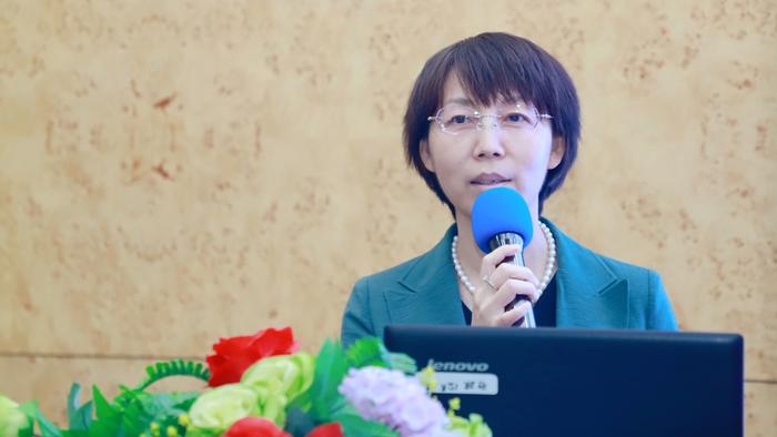 ▲中国医学科学院北京协和医院心血管主任医师丁荣晶教授演讲