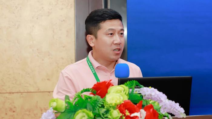 ▲健康生活方式医学专业委员会筹备组组长陈金珠汇报
