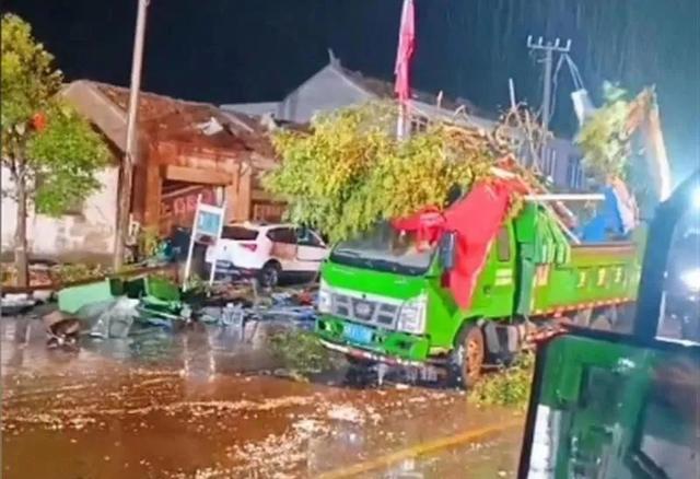 新闻早报｜今年重庆已出现24次强降雨过程，未来10天重庆多阴雨