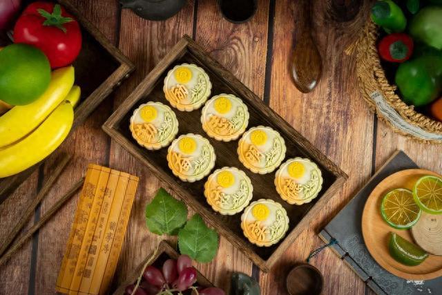 华东理工月饼如“月”而至，八种新口味有你喜欢的吗？