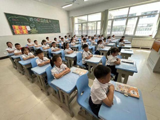 烟台经济技术开发区第十一小学：“教风学风养成月”活动