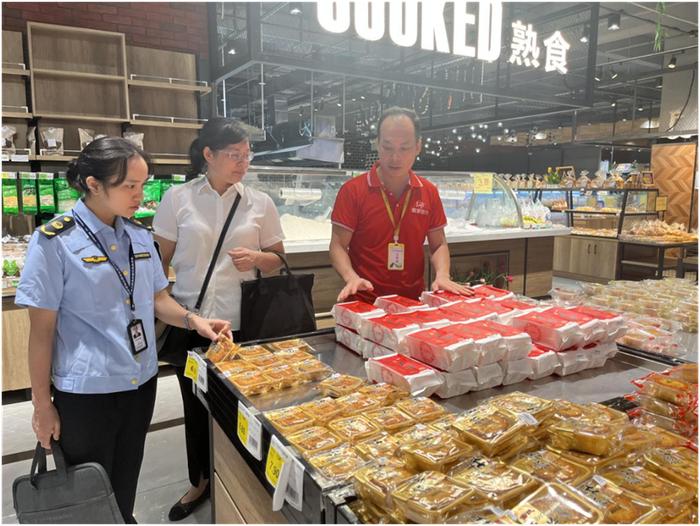 广西崇左市市场监管局开展中秋月饼价格专项检查