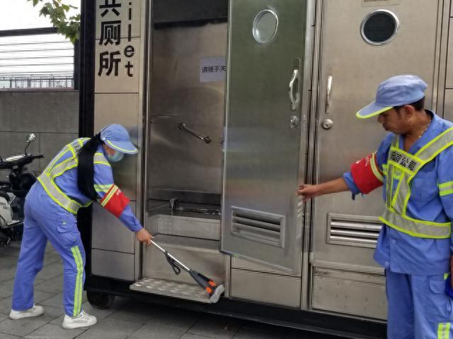 国庆中秋双节同庆 本市环卫部门全力保障市容环境卫生整洁