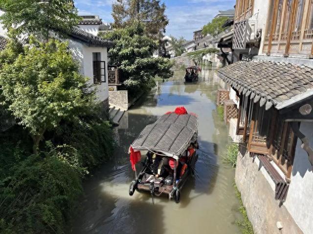 玩套色印章坐摇船游河，小长假速来青溪老街快乐打卡→