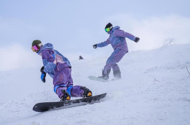 购时髦｜迪桑特发布全新联名滑雪系列，与Double RL步入复古世界